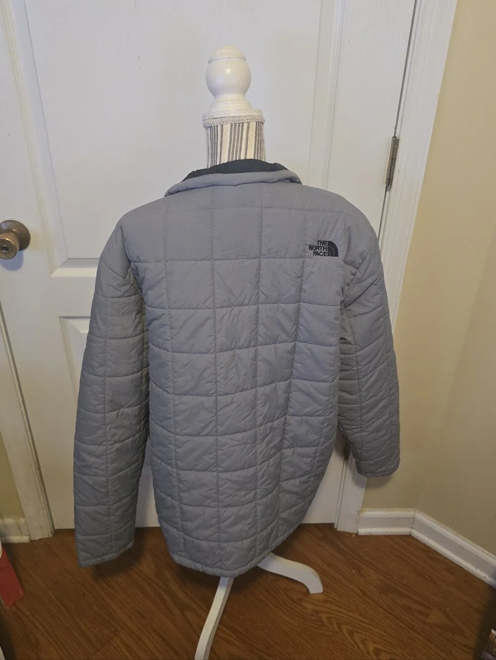 The North Face TNF Harway Jacket Mens Grey/Gray Puffer Quilted Full Zip Coat XL